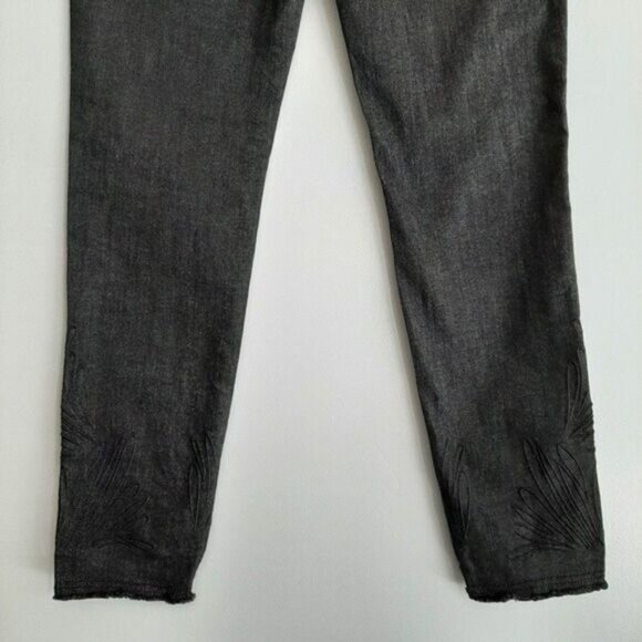 NILE Organic Cotton Tonal Embroidered Floral Skinny Crop Jeans Sz S - Picture 10 of 14
